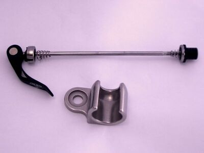 Chariot Carriers Axle Hitch & Quick Release 