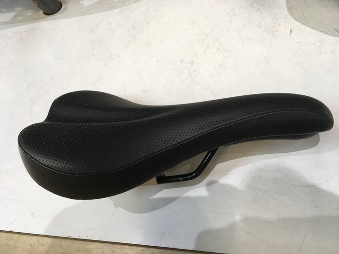 BROMPTON New Saddle (Without Pentaclip) click to zoom image