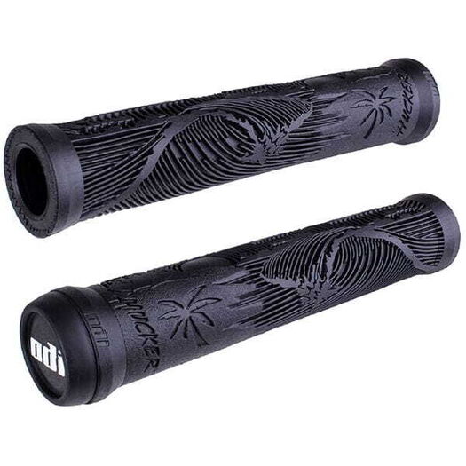 ODI Hucker BMX Grips NO Flange 160mm - Black click to zoom image