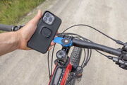 QUADLOCK Out Front Mount (V2) click to zoom image
